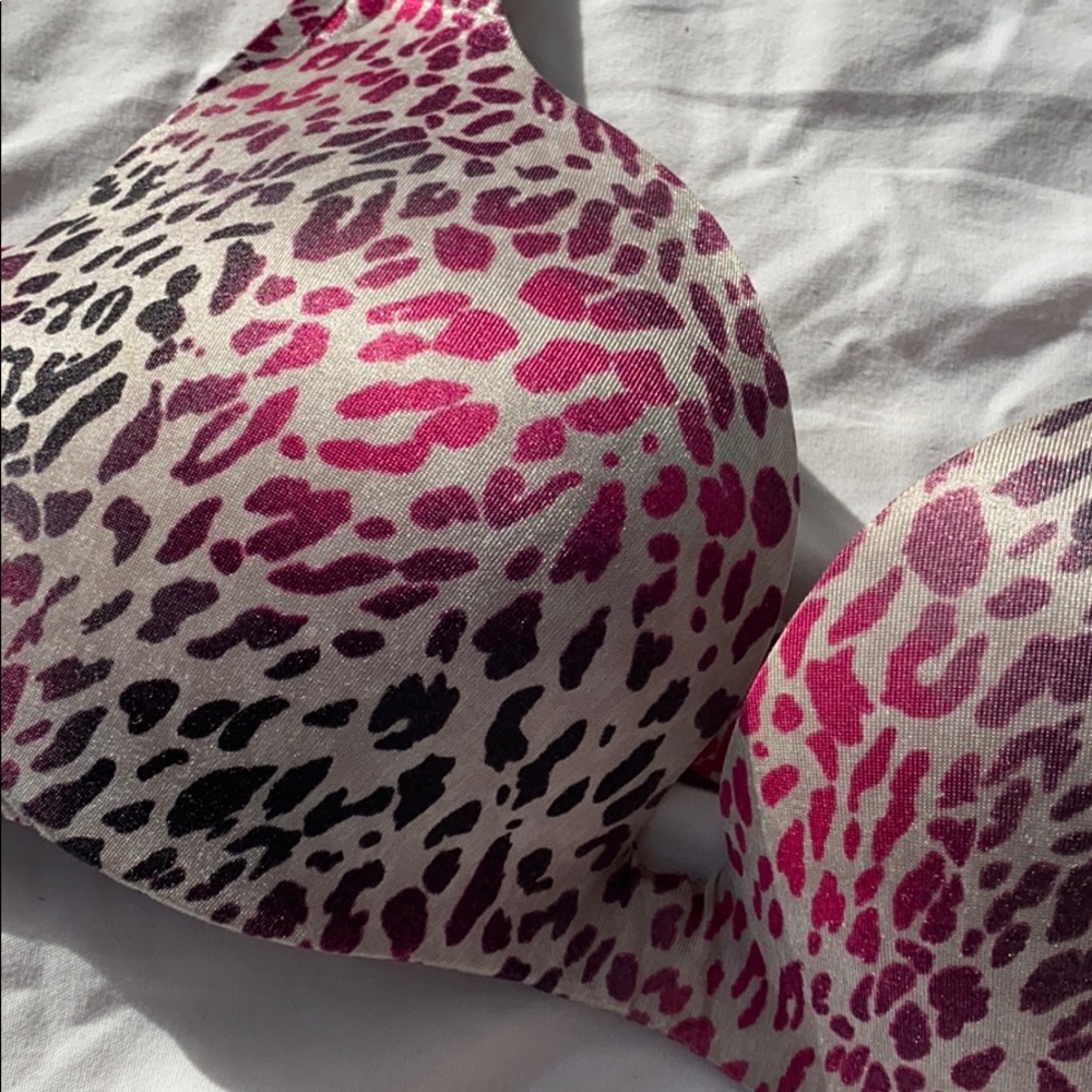 VS Victoria’s Secret Seamless Push Up 32C